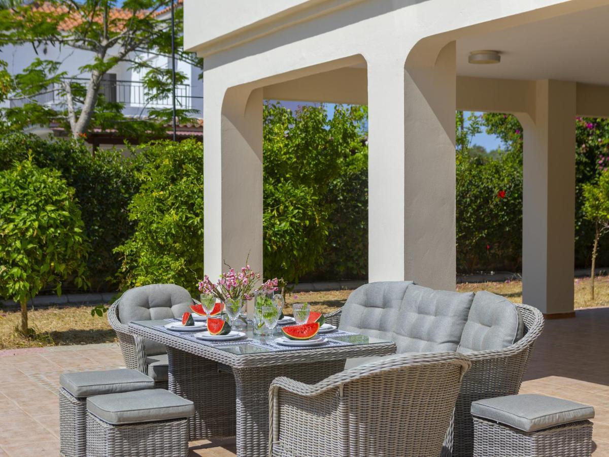 Willa Meneou Seaside Mansion 7 Larnaca Zewnętrze zdjęcie