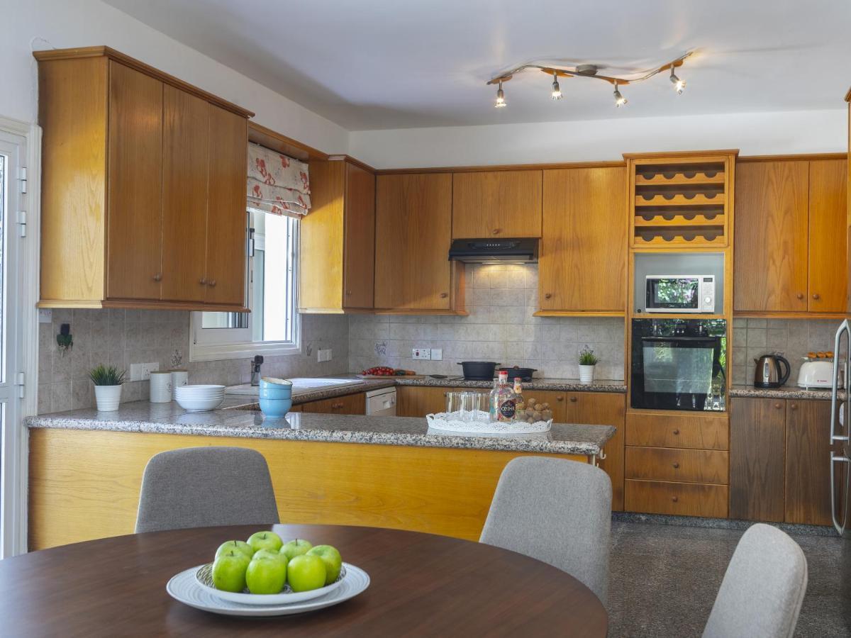 Willa Meneou Seaside Mansion 7 Larnaca Zewnętrze zdjęcie
